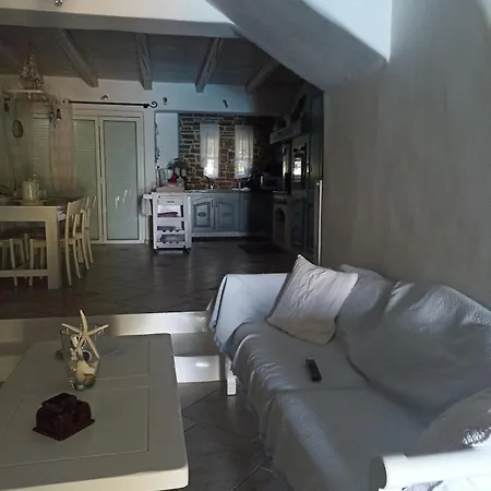 Mykonos Villa Agioi Theodoroi (Corinthia)