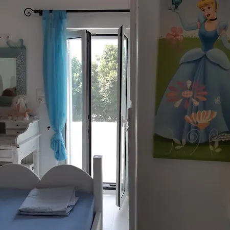 Mykonos Villa Agioi Theodoroi (Corinthia)