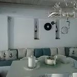 Mykonos * Agioi Theodoroi (Corinthia)