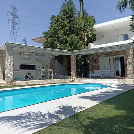 Mykonos Agioi Theodoroi (Corinthia)